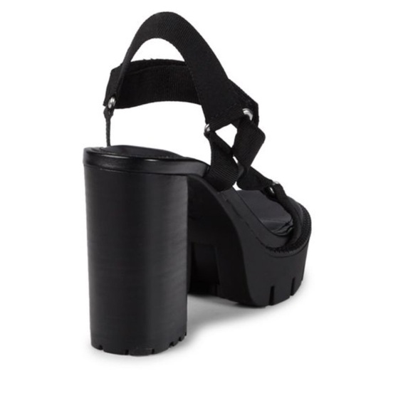 Charles by Charles David Vast Webbing Platform Sandals - Picture 2 of 9